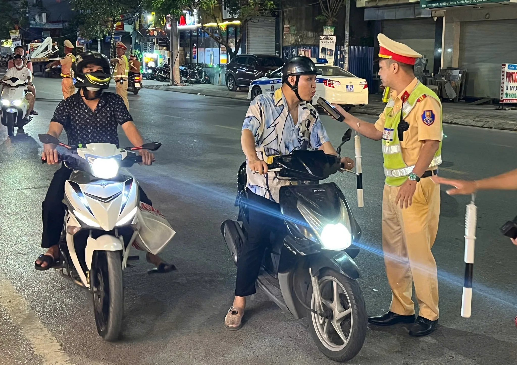 giai-dap-muc-phat-nong-do-con-2026-la-bao-nhieu-a21